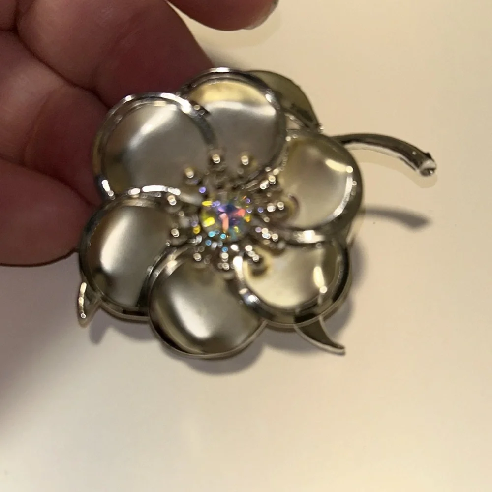 Silver Matte and Glossy Flower Brooch with a Aurora borealis Crystal